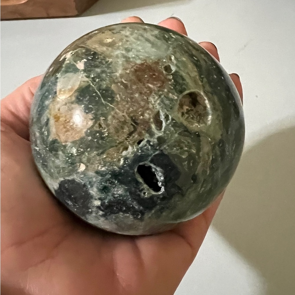 Crystal sphere